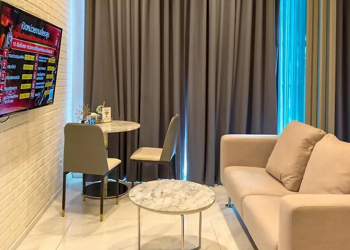 Hyde By Jazz Sukhumvit11 شقة *