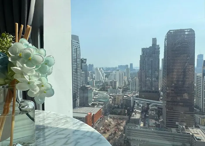 Luxury Highrise Stunning View Bts Nana